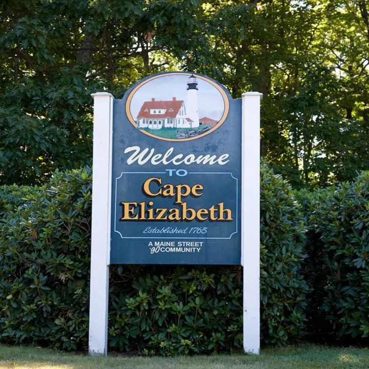 Cape Elizabeth Sign Inn By The Sea